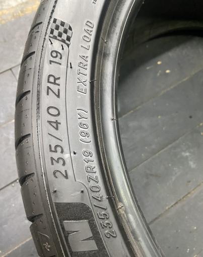 Michelin Pilot Sport 4 S 235/40 R19