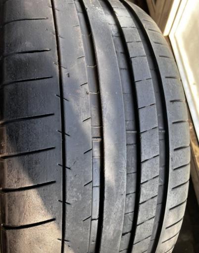 Michelin Pilot Super Sport 245/35 R21