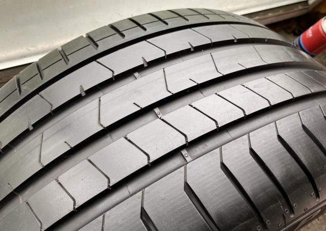 Pirelli P Zero PZ4 275/30 R21 98Y