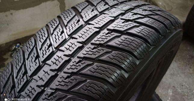 Nokian Tyres WR SUV 3 225/65 R17