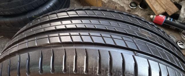 Michelin Latitude Sport 3 235/50 R19 99W