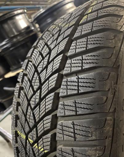 Goodyear UltraGrip Performance+ 225/45 R17