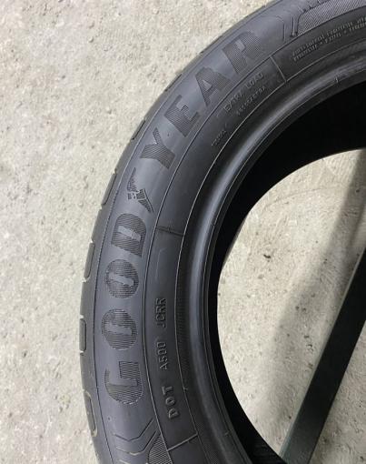 Goodyear EfficientGrip Performance 225/55 R17