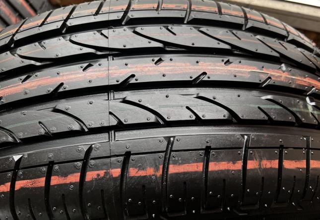 Bridgestone Dueler H/P Sport RFT 235/45 R19