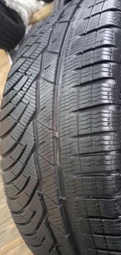 Michelin Pilot Alpin PA4 235/45 R19 99V