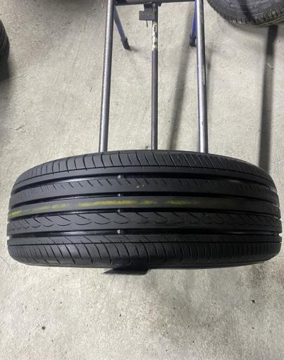 Yokohama Advan dB V552 205/65 R16