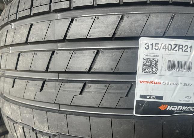 Hankook Ventus S1 Evo 3 K127 275/45 R21 и 315/40 R21 Y