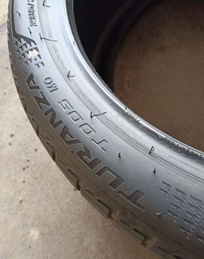 Bridgestone Turanza T005 285/35 R20