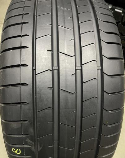 Pirelli P Zero PZ4 255/35 R19 96Y