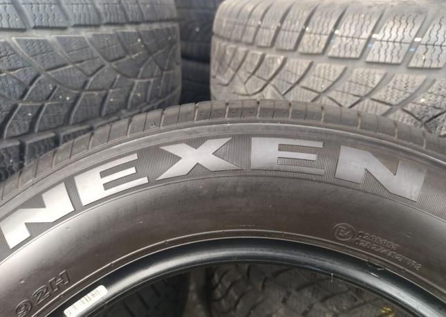 Nexen N&#39;Fera SU1 205/60 R16 92H