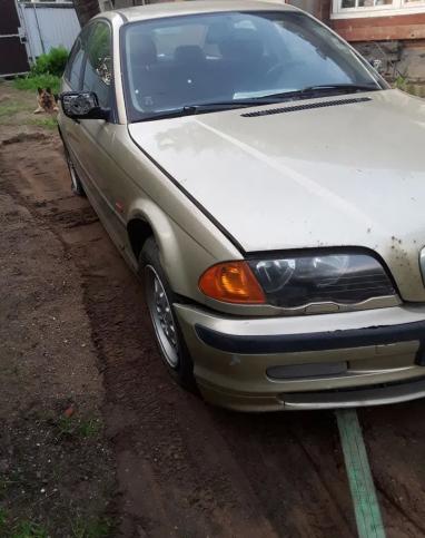 BMW 3 серии IV (E46) 318i бмв е46 на запчасти