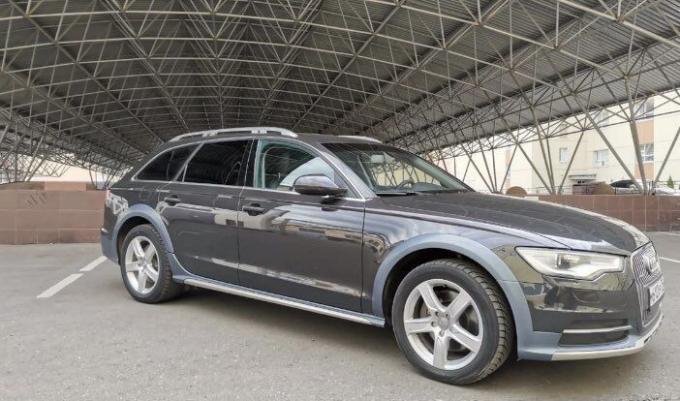 В разборе audi a6 allroad c7