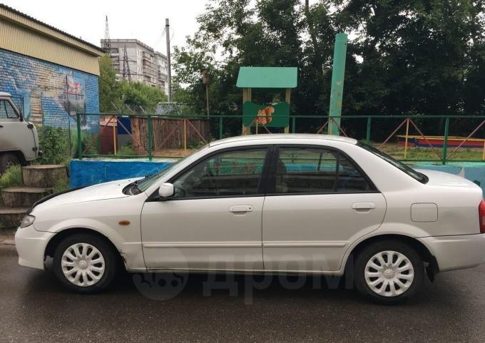 Mazda Familia 2001 г