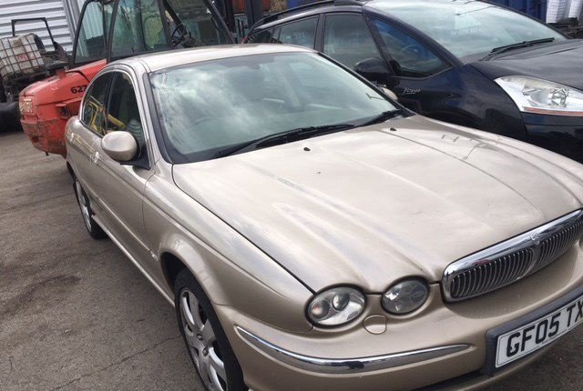 Разбор на запчасти Jaguar X-type