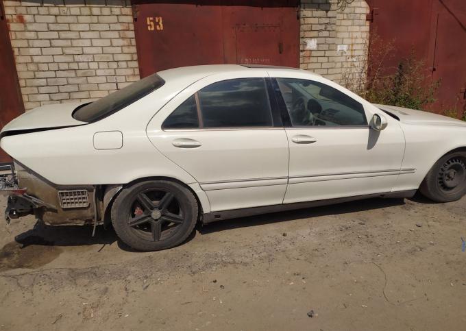 Mercedes S320 W220, 3.2L, 1998 год