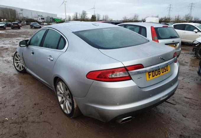 Разбирается Jaguar XF 2008г. 2,7Dizel 276DT