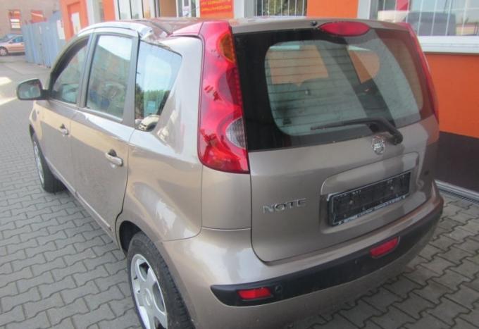 Nissan Note 2006г, на запчасти