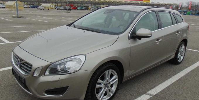 Разбор на запчасть Volvo V60 2011 - н.в