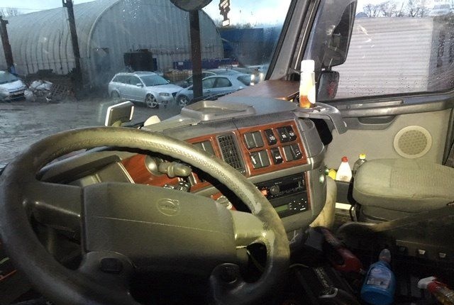 Разобран на запчасти Volvo FH12 2000-2008