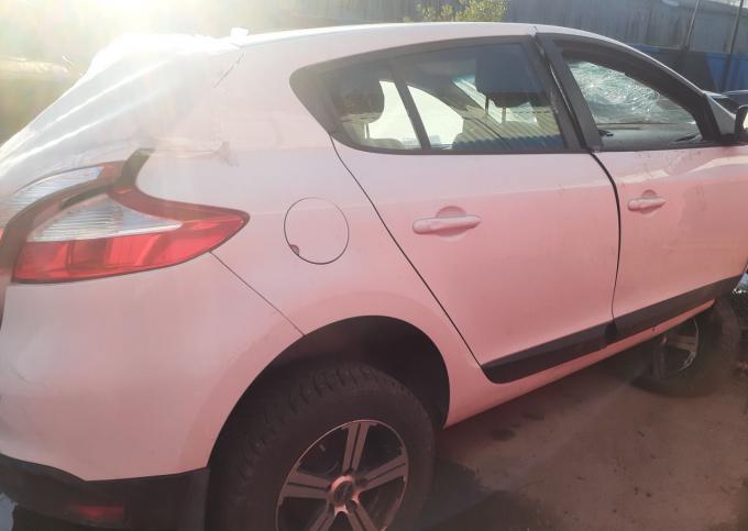 8 В разборе Renault Megane 3 двс 1.6 106 л.с