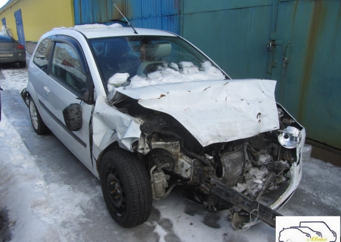 8 Запчасти на Ford Fiesta 5 V MK5 купе 2008 год