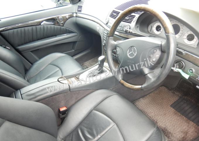 Mercedes e320 3.2L 112.949 w211 В разбор из Японии