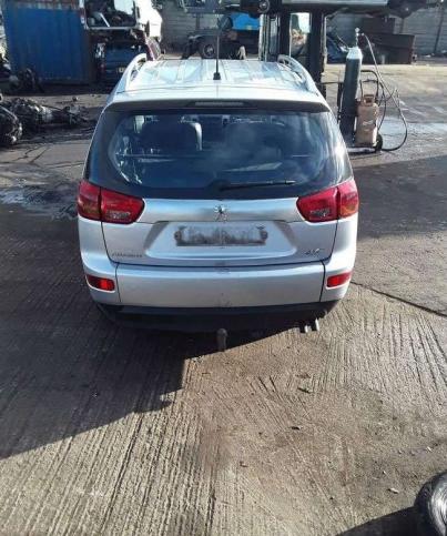 Peugeot 4007 10г на запчасти