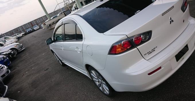 В разборе Mitsubishi Lancer 10 4b10 1.8