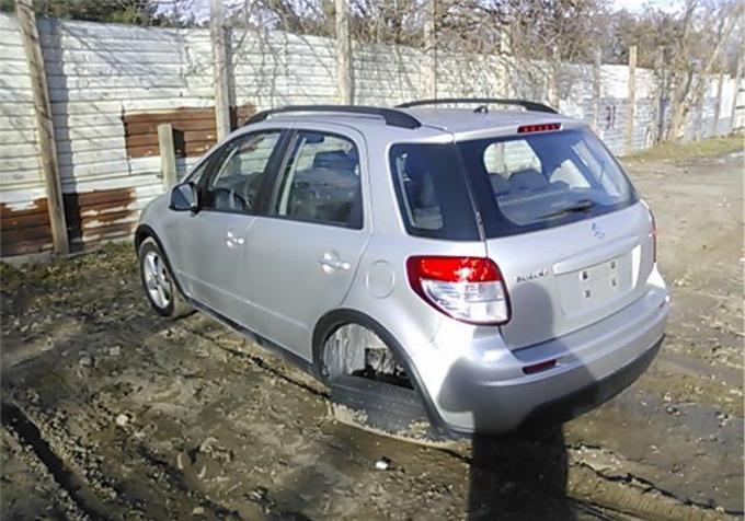 Разбор на запчасти Suzuki SX4