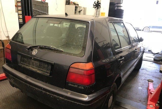 Разбор на запчасти Volkswagen Golf 3 1991-1997