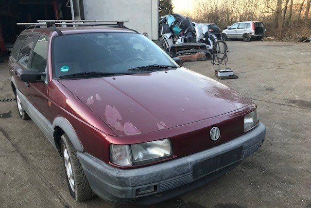 Разобран на запчасти Volkswagen Passat 3 1988-1993