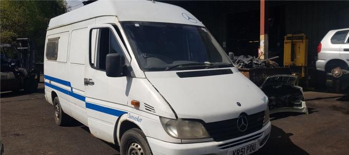 Разбор на запчасти Mercedes Sprinter