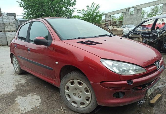 Peugeot 206 Хетчбэк 1.4 TU3JP АКПП Авто в Разбор