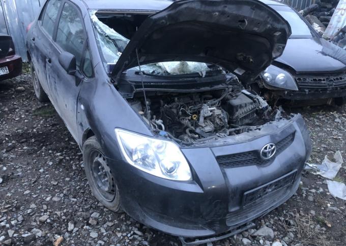 Toyota Auris Corolla 1.4 1.6 бензин дизель