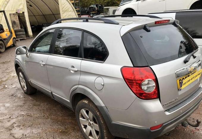 Chevrolet Captiva 2008 г на запчасти