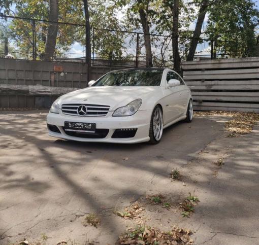 В разборе Мерседес CLS W219 M273-5.5(388л.с.) 2008