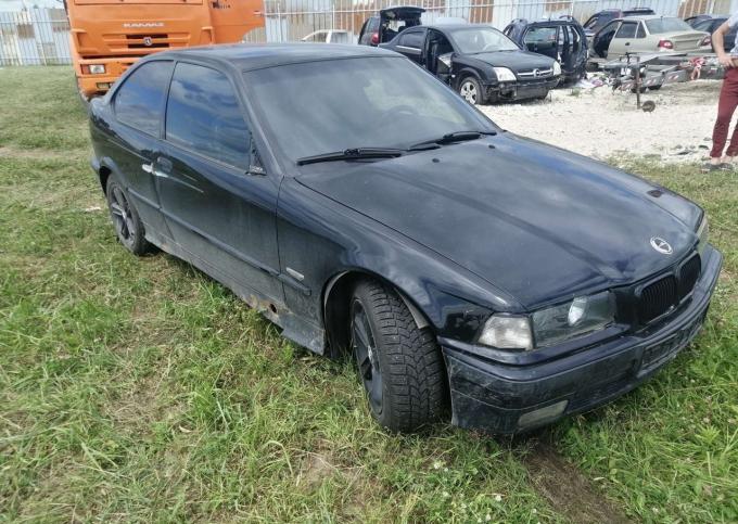 Bmw e36 1.6 compact под разбор запчасти б.у