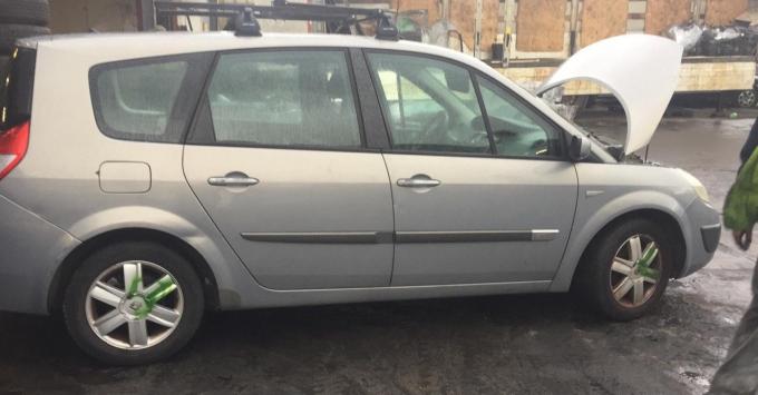 Авторазбор Renault Scenic 2005