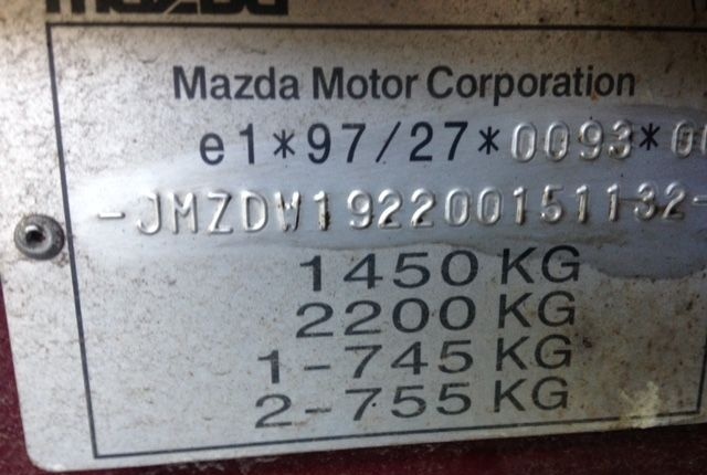 Разбор на запчасти Mazda Demio