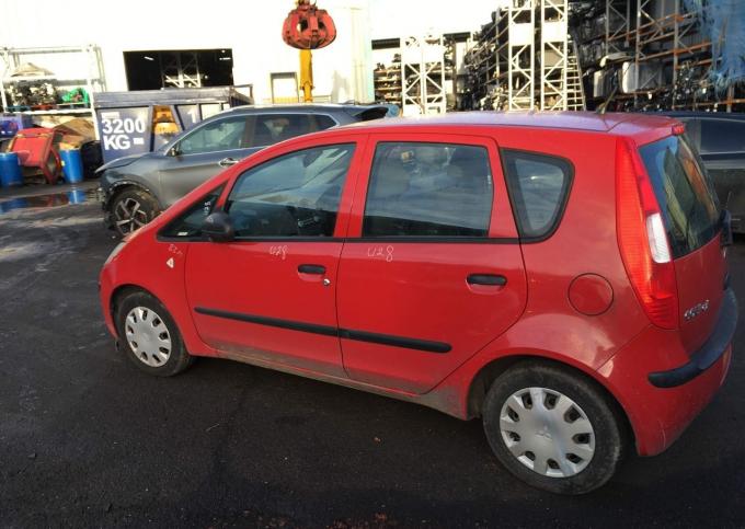 Разборка mitsubishi colt