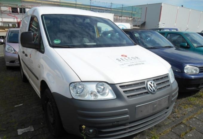 Volkswagen Caddy 2006 г на запчасти