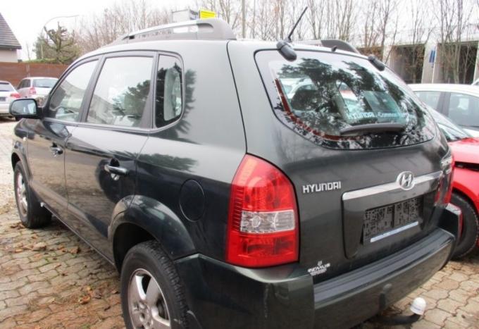 Hyundai Tucson 2005г, на запчасти