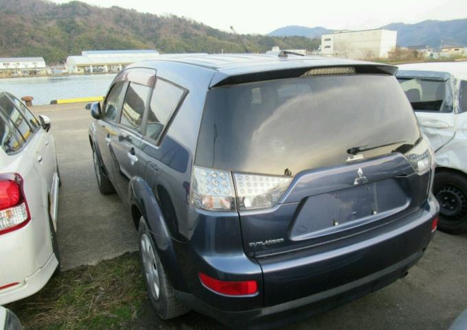 Mitsubishi Outlander XL