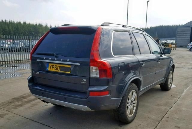 Volvo XC90 на запчасти в разборке