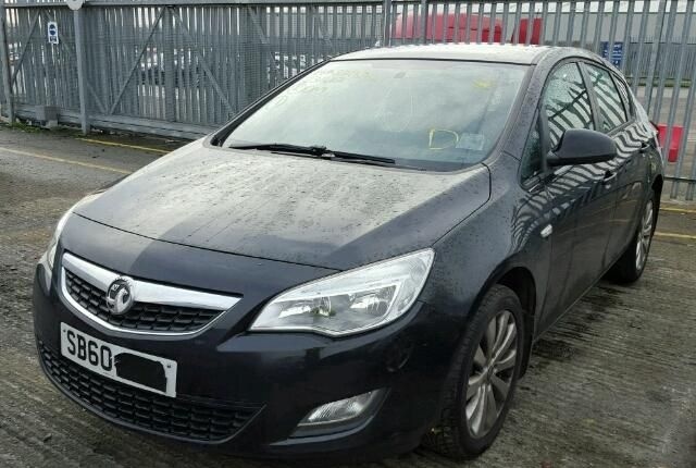 Разобран на запчасти Opel Astra J 2010-2017