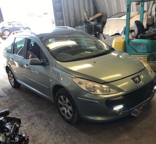 Разбор на запчасти Peugeot 307