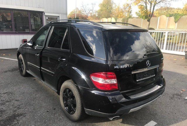 Разбор на запчасти Mercedes ML W164 2005-2011