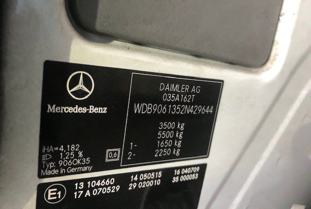 Разбор на запчасти Mercedes Sprinter