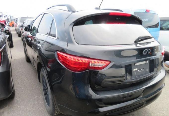 Infiniti fx35 в разбор по запчастям