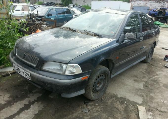 Volvo s40 в разбор на запчасти 2000г.в